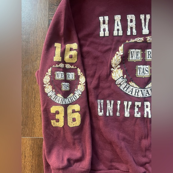 Vintage Harvard Sweatshirt XL Red University Student Spellout Logo Sweater - Picture 3 of 7
